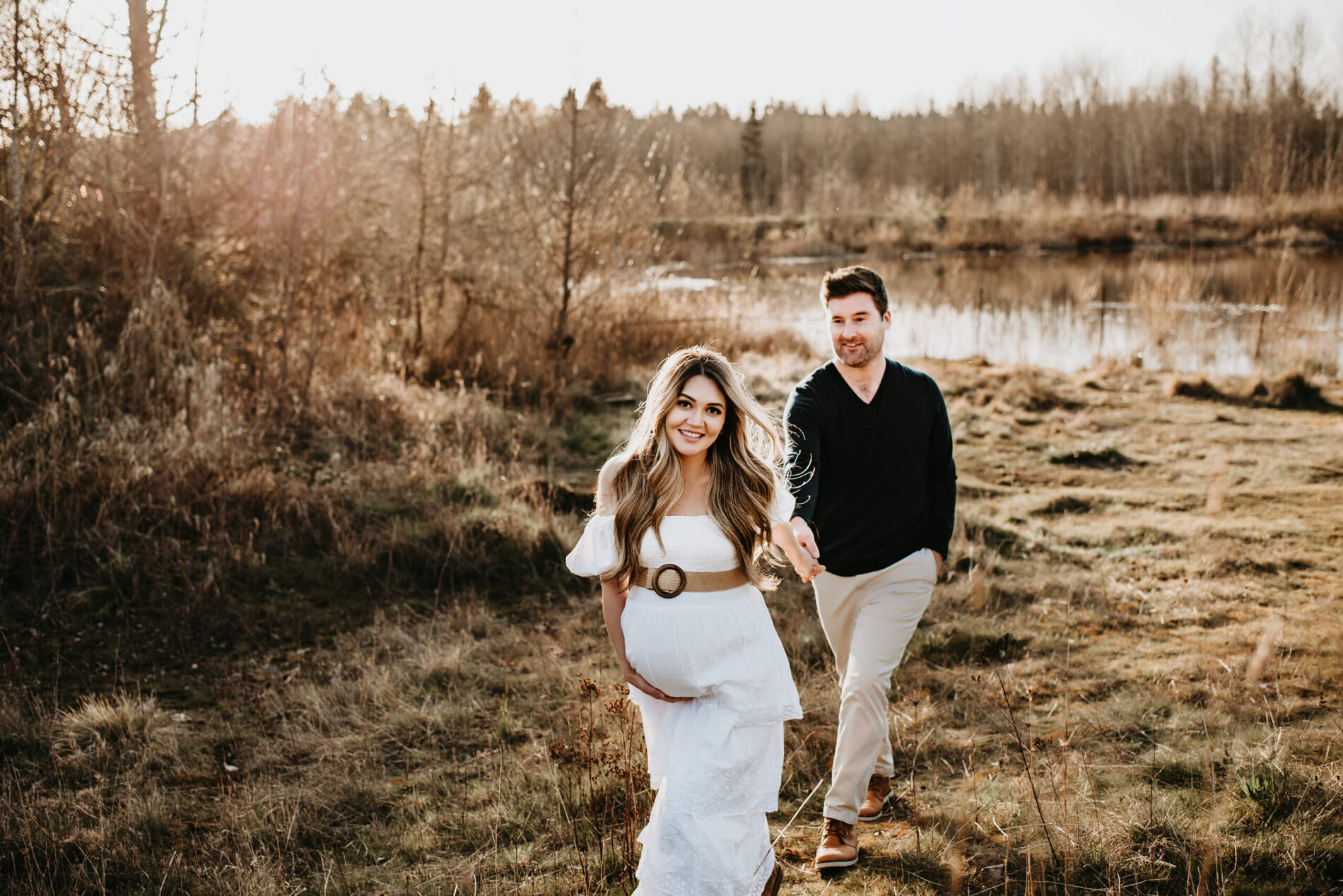Couples maternity photoshoot idea in the Seattle area