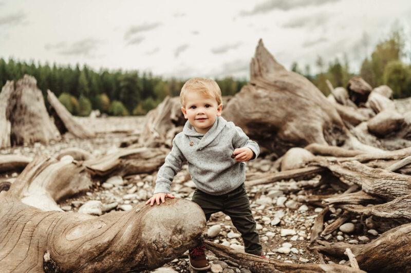 Seattle area family photography session at Rattlesnake Lake