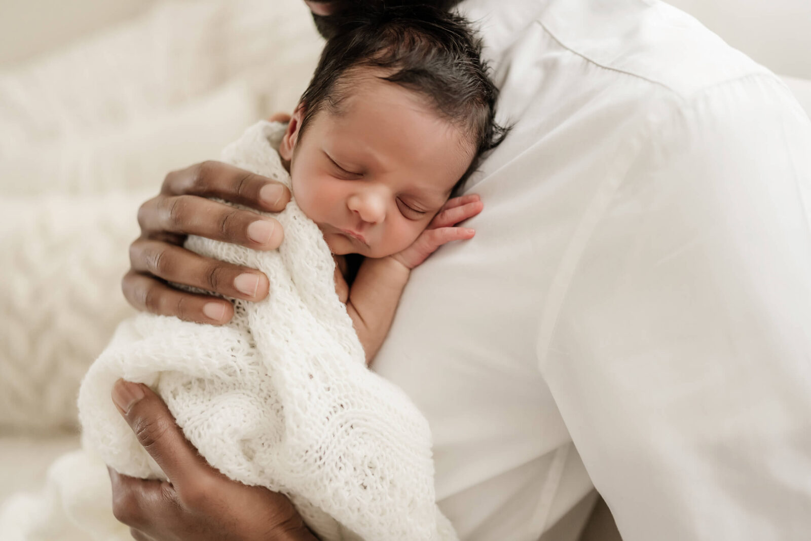 A sample photo from a newborn photoshoot