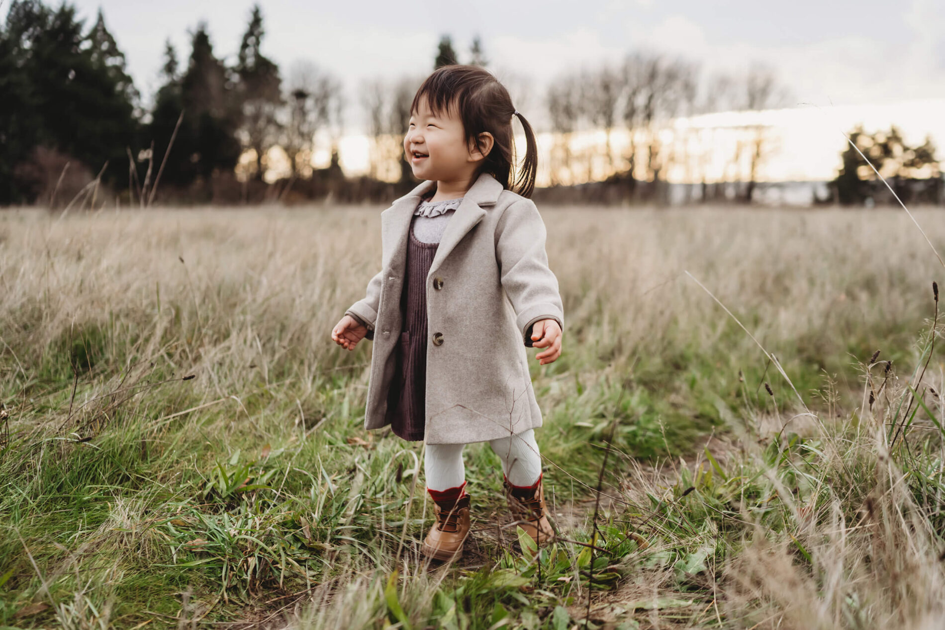 Children photography at Seattle Discovery Park