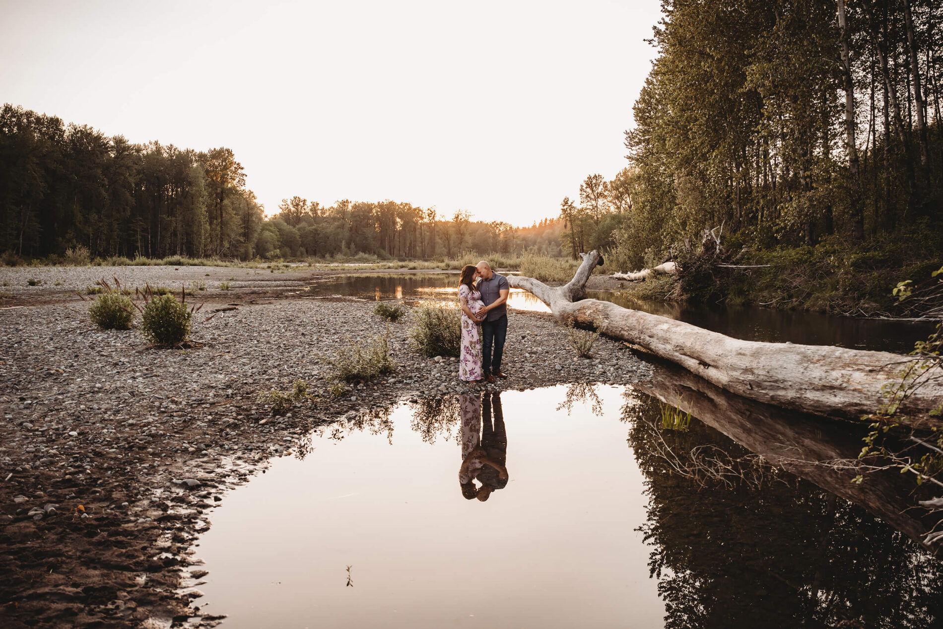 Location ideas for maternity photoshoot in the Bellevue area