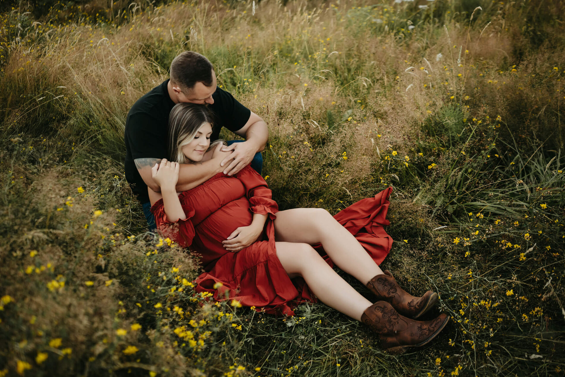 Creative maternity photography near Bellevue WA