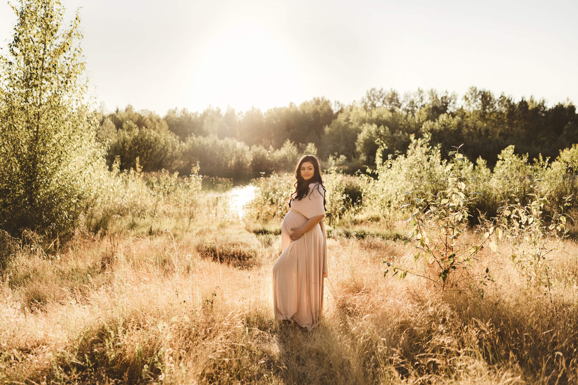 Location option for maternity photography in Redmond WA