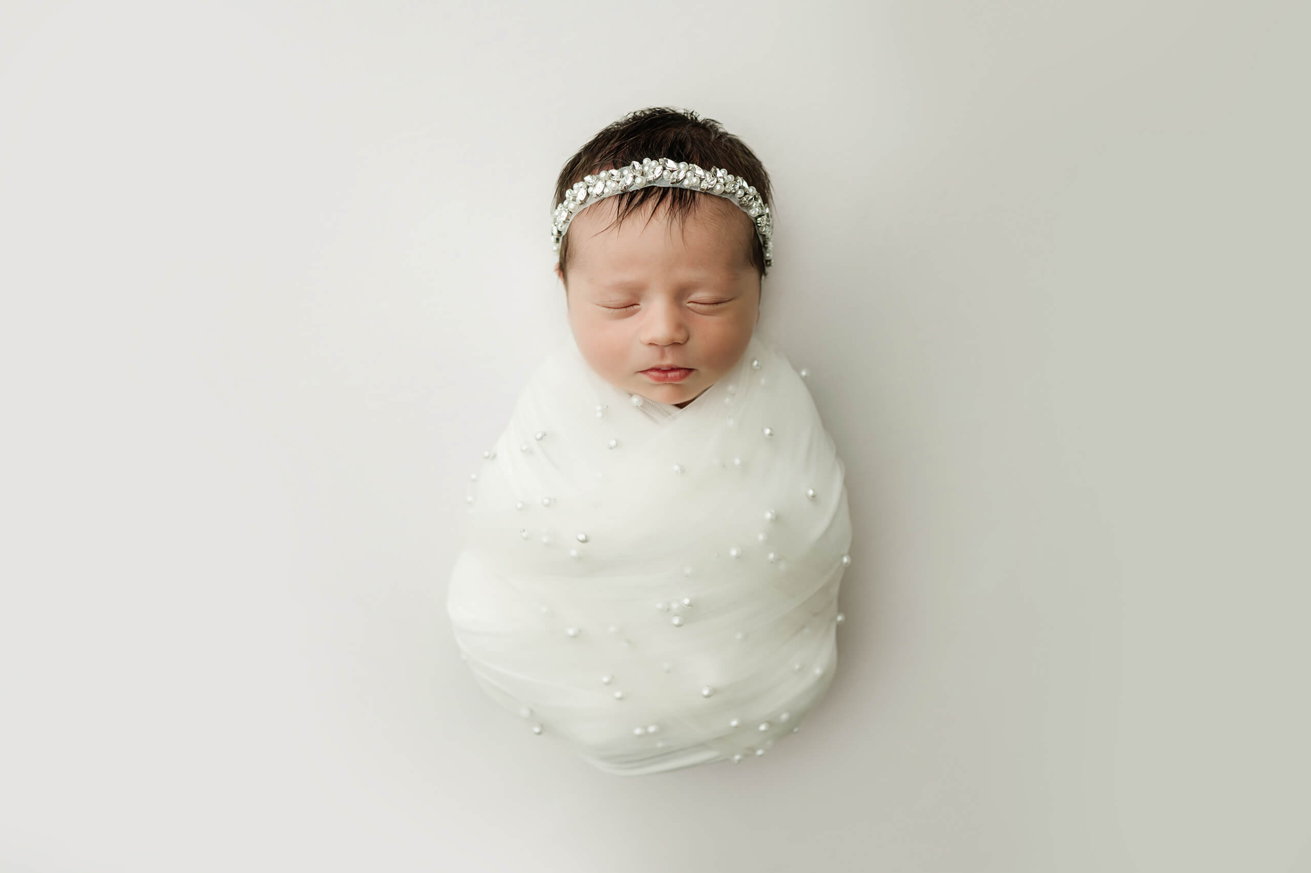Elegant newborn photoshoot near Bothell WA