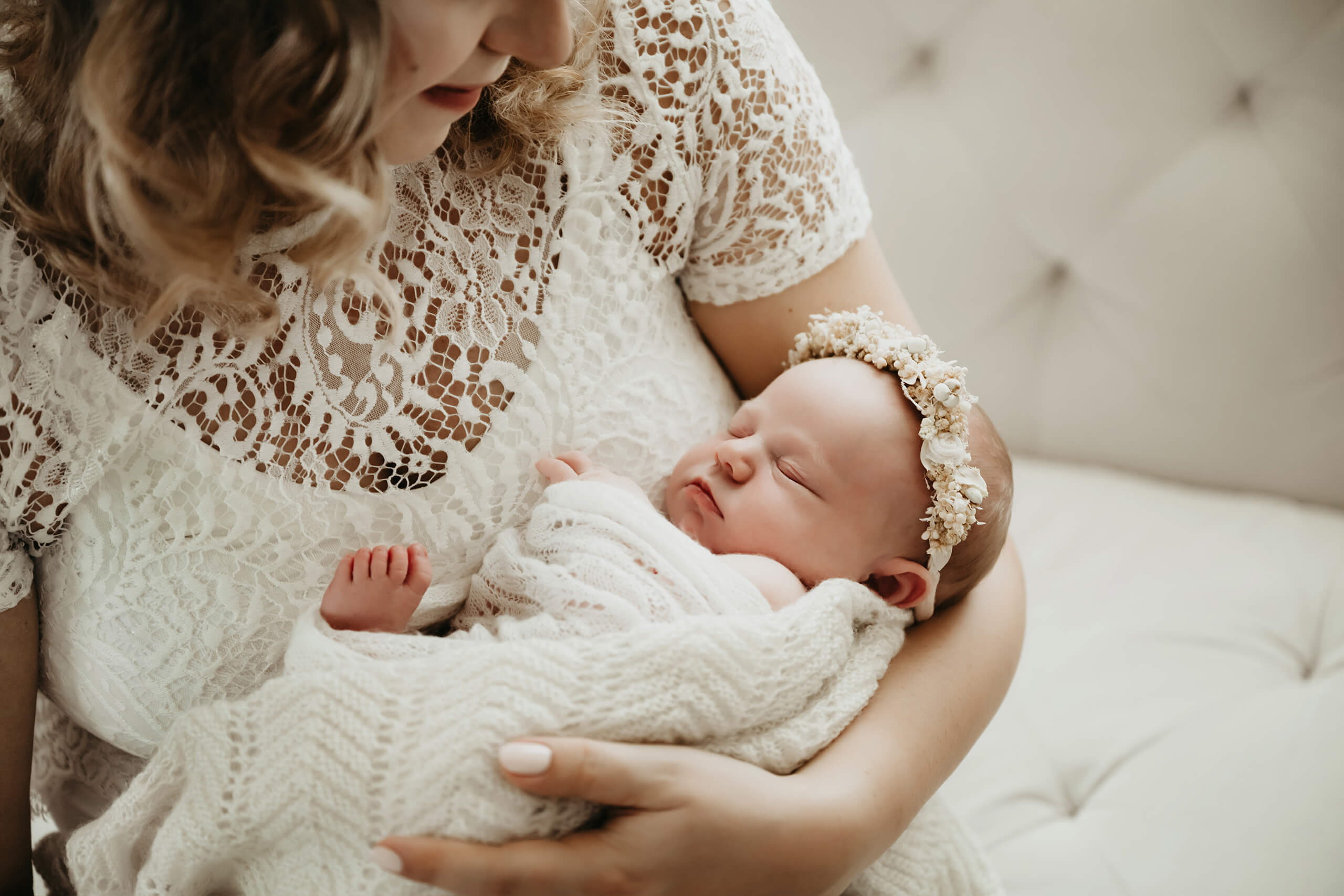 Newborn photographer near Issaquah WA