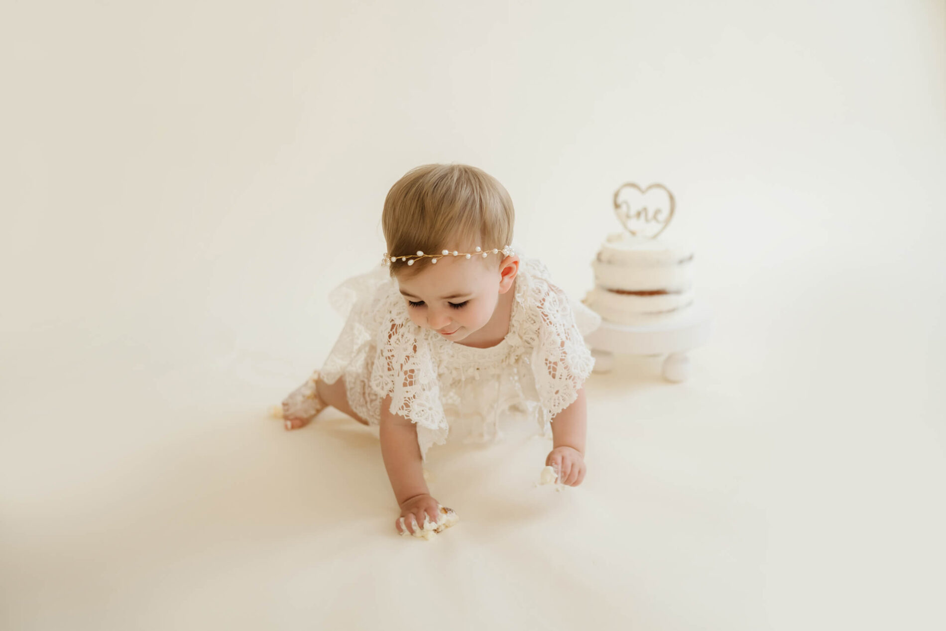 Seattle cake smash milestone session for a girl