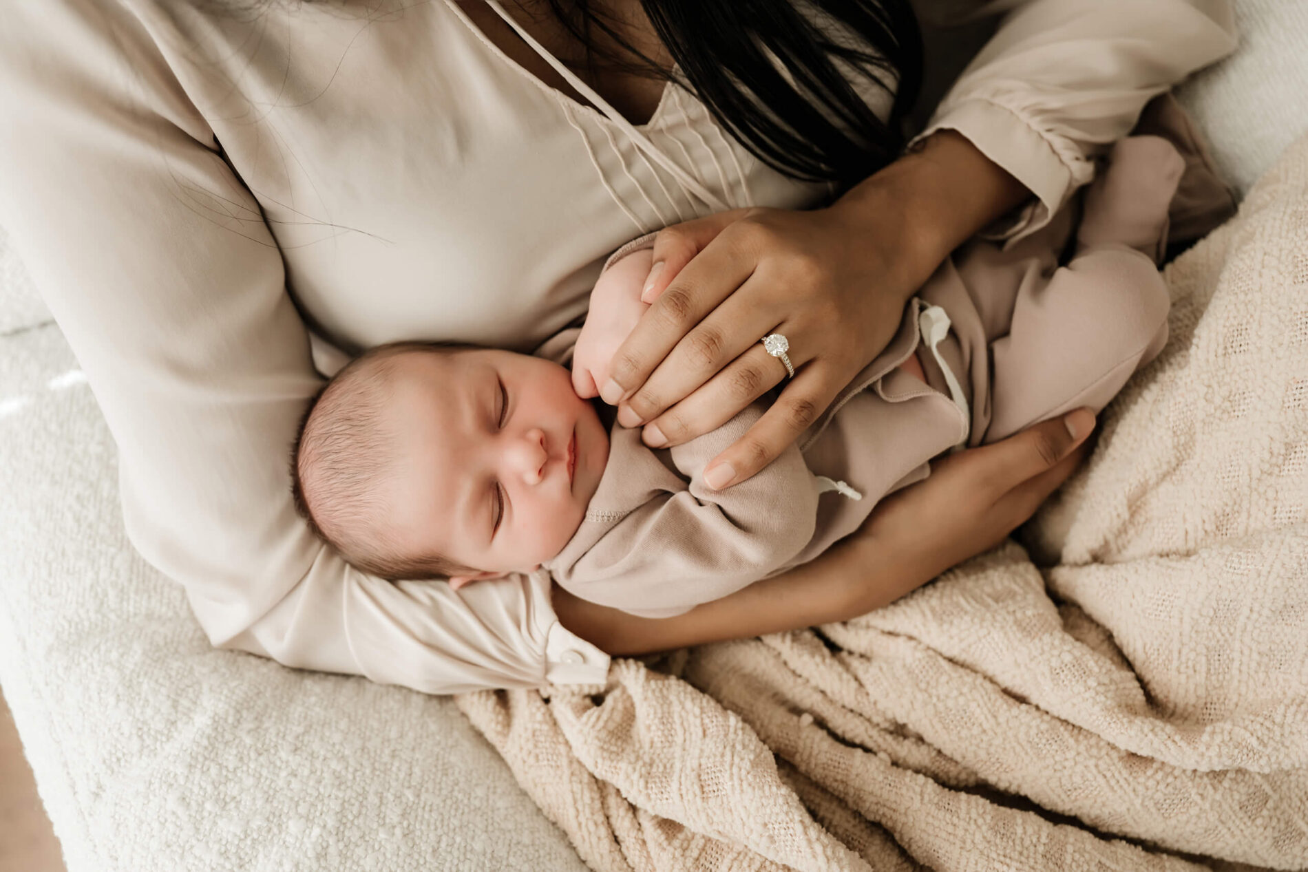 Lifestyle in-home newborn photography in Seattle